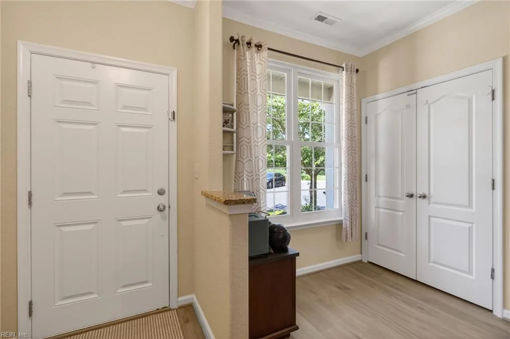 216 Monticello CT, SMITHFIELD VA 23430 - Photo 5