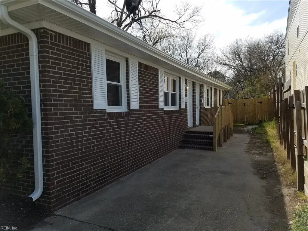 8021 Ransom RD #A-B, NORFOLK VA 23518 - Photo 3