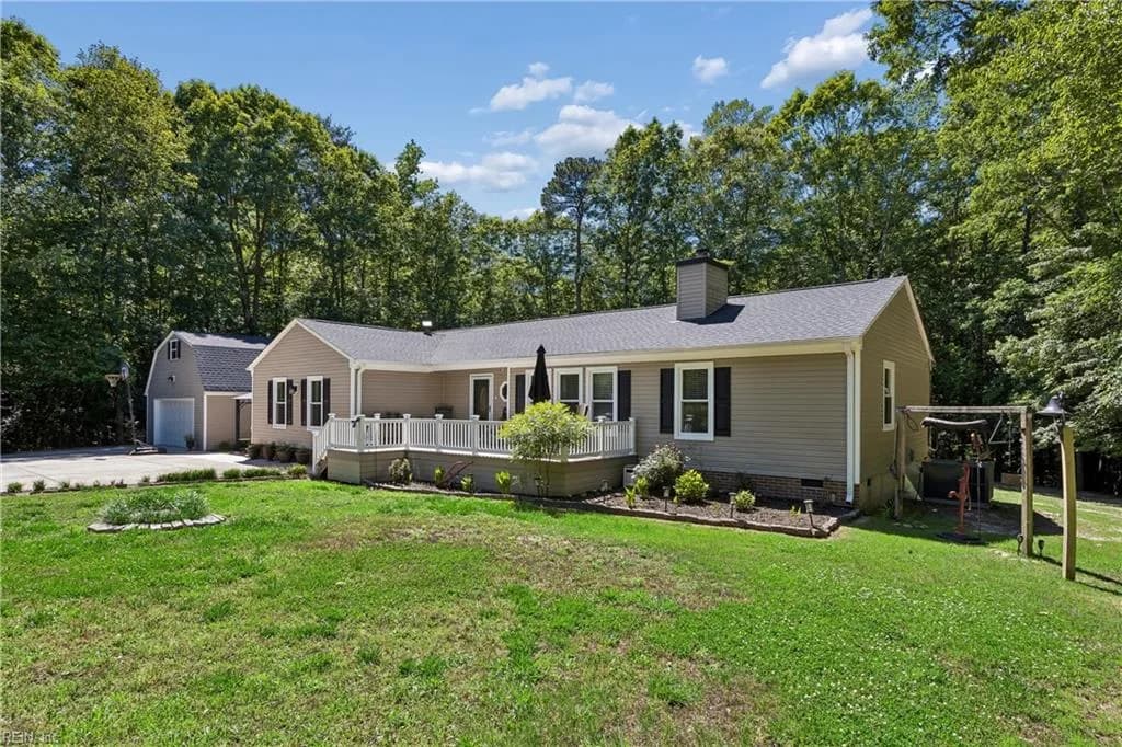 9006 Indian RD, GLOUCESTER VA 23061 - Photo 4
