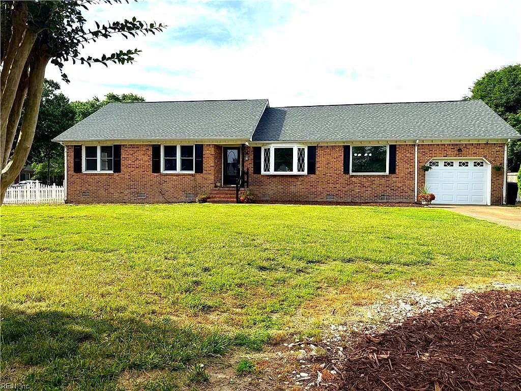 5304 Gale DR, Virginia Beach — 3 bed Residential, 1,673 sqft