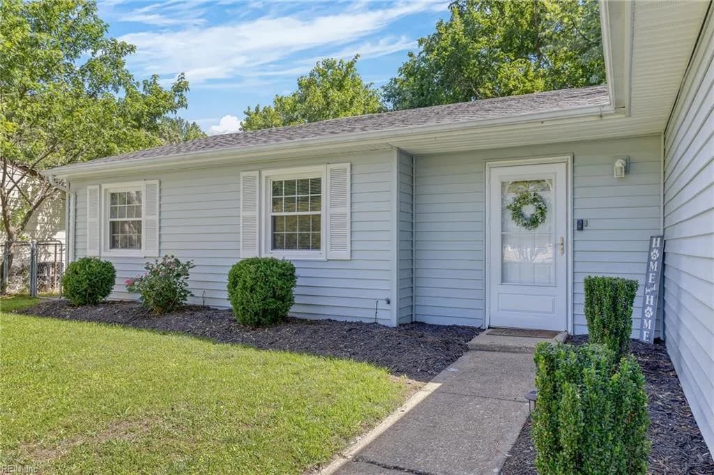 2893 Dante PL, VIRGINIABEACH VA 23453 - Photo 3
