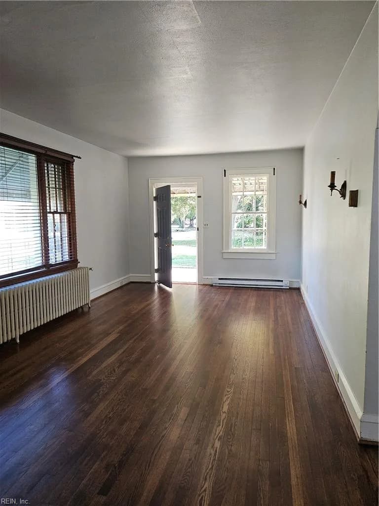 229 Atlantic AVE, HAMPTON VA 23664 - Photo 3