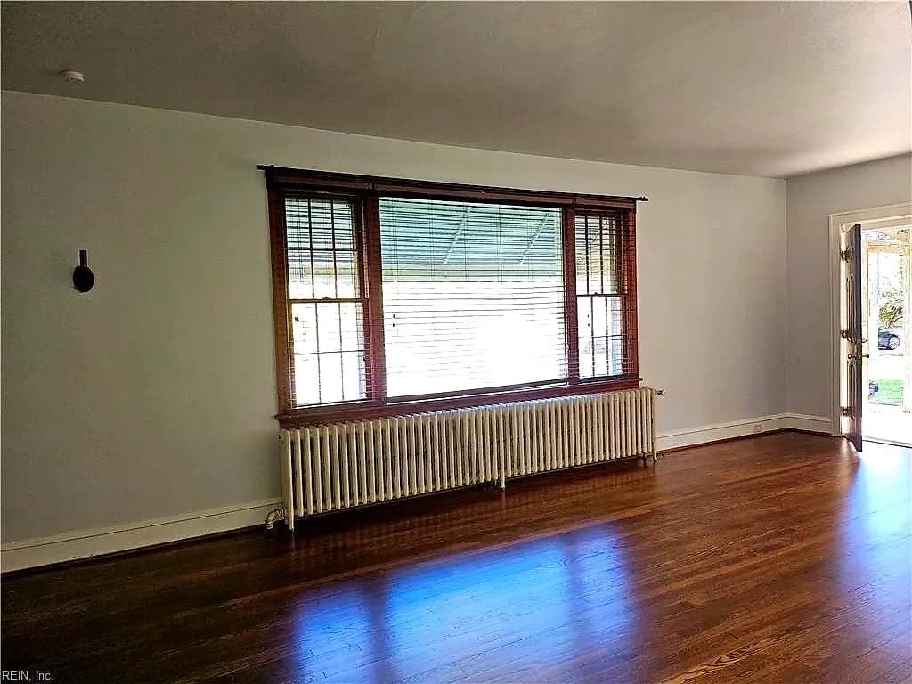 229 Atlantic AVE, HAMPTON VA 23664 - Photo 4