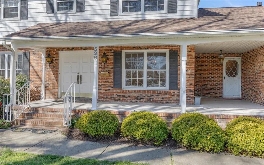 526 Elizabeth Lake DR, HAMPTON VA 23669 - Photo 4