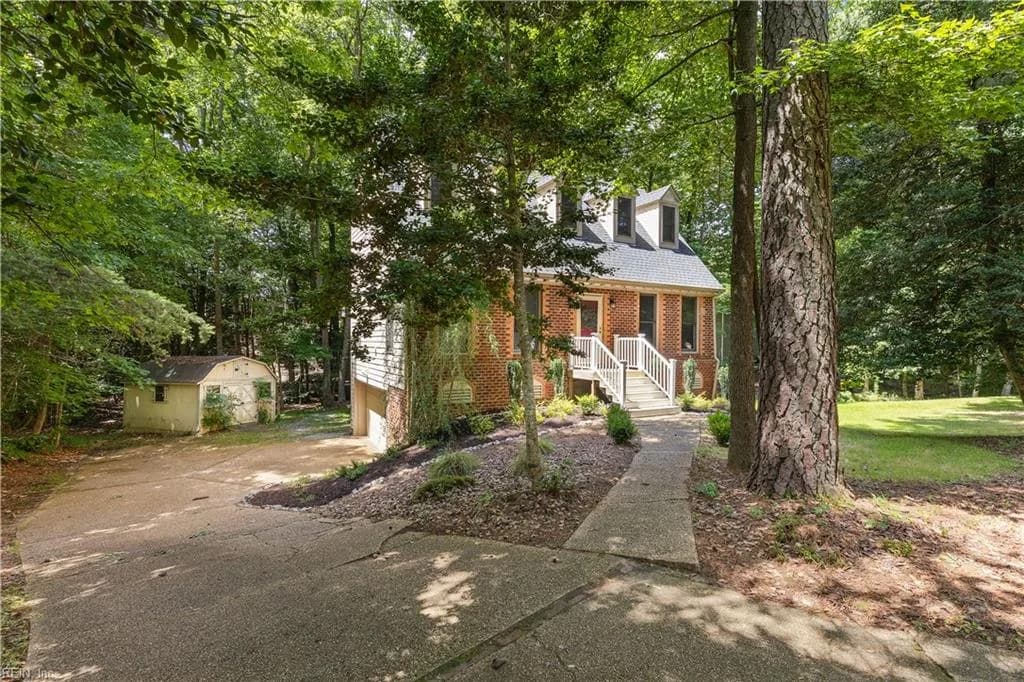 102 Sharps RD, WILLIAMSBURG VA 23188 - Photo 3