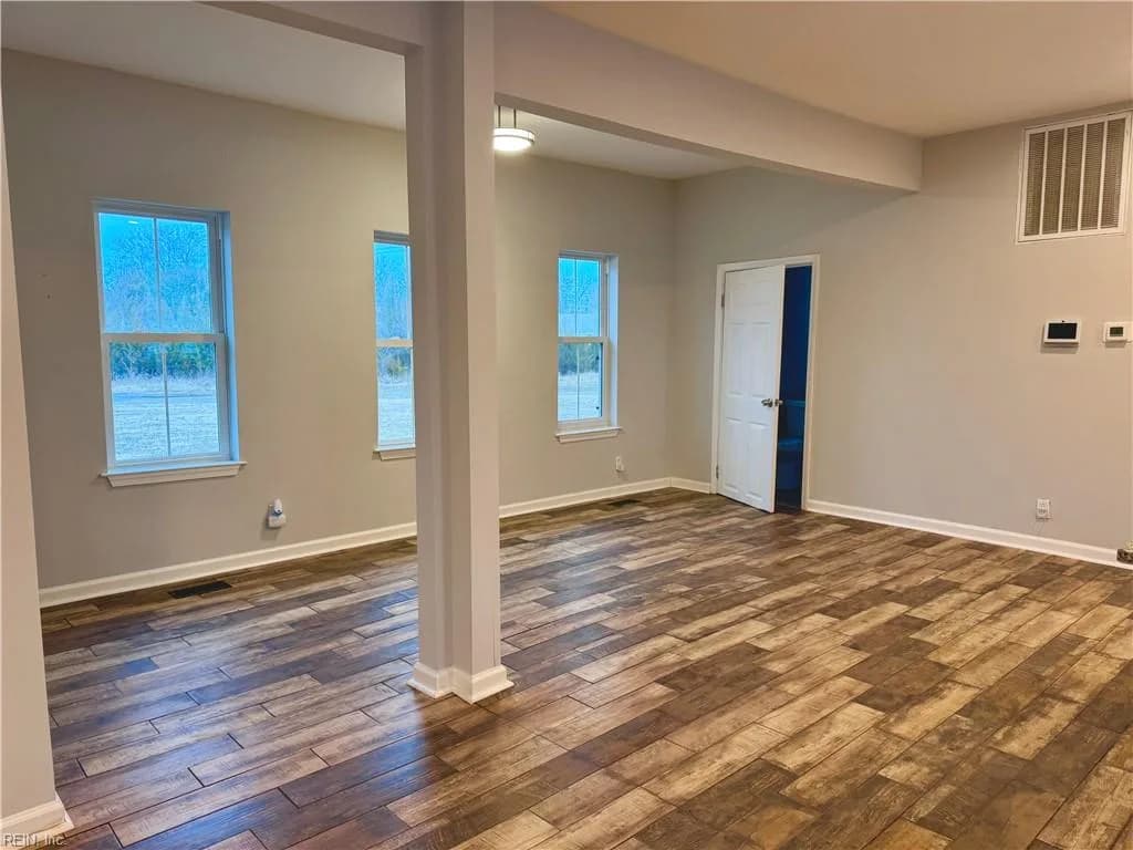 606 Washington ST, HAMPTON VA 23669 - Photo 5
