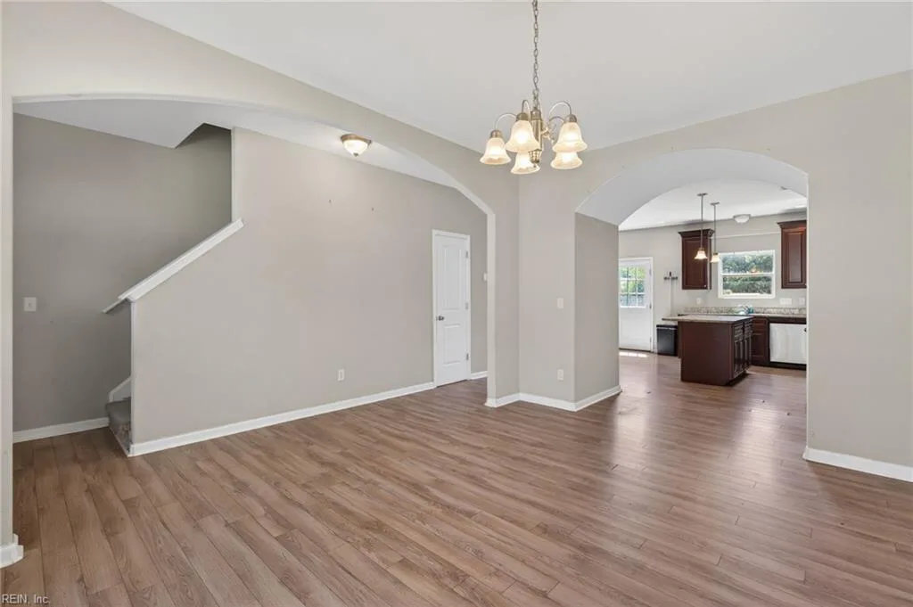 7109 University DR, NORFOLK VA 23513 - Photo 5