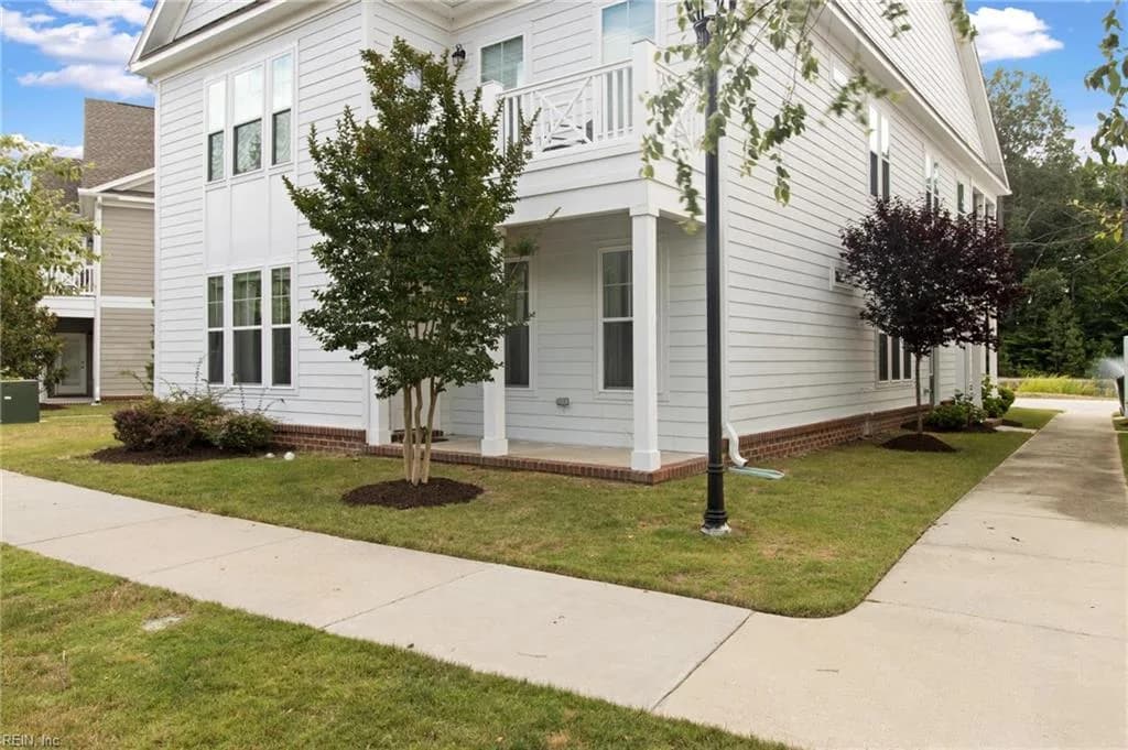 125 Mainsail LOOP, YORKTOWN VA 23693 - Photo 4