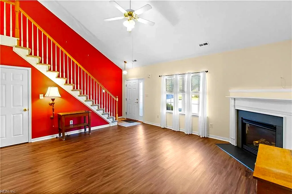 7752 The Points PL #703, GLOUCESTERPOINT VA 23062 - Photo 4