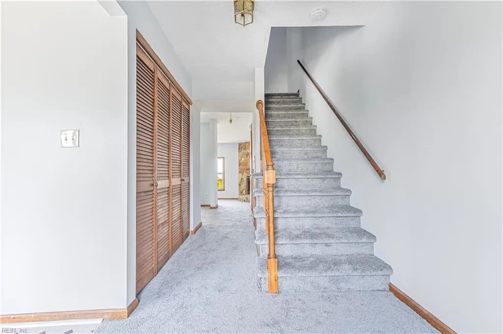 1370 E Ocean View AVE #B, NORFOLK VA 23503 - Photo 5