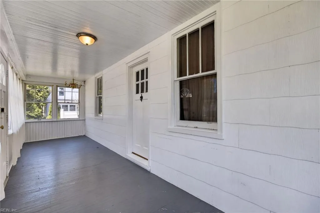 130 W Ocean AVE, NORFOLK VA 23503 - Photo 5