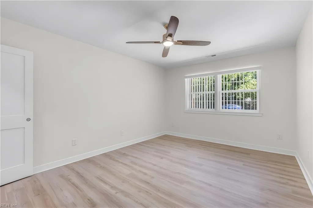 4705 Whistler LN, VIRGINIABEACH VA 23455 - Photo 5