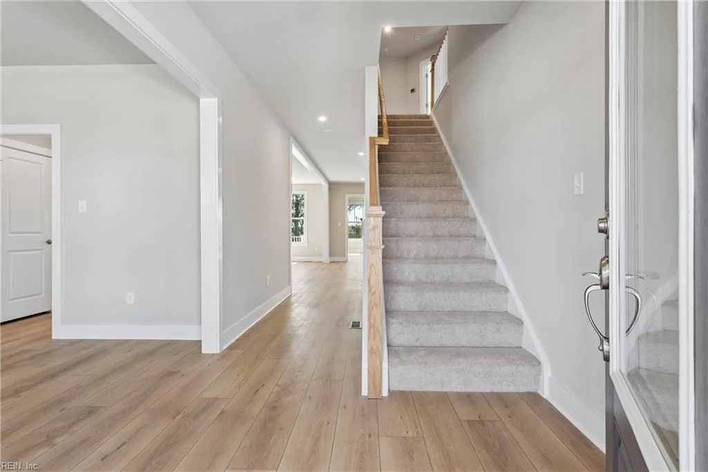 128 Robert Bruce RD, POQUOSON VA 23662 - Photo 3
