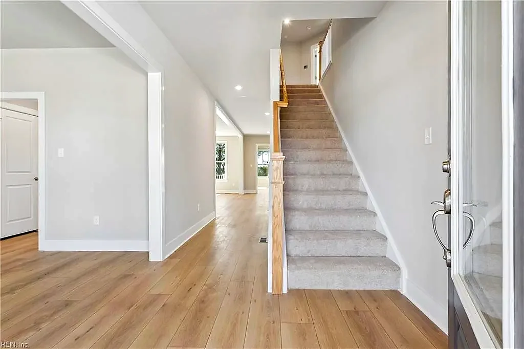 128 Robert Bruce RD, POQUOSON VA 23662 - Photo 4