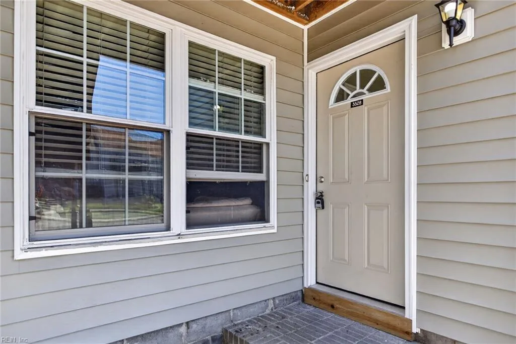 3528 Dublin CT, VIRGINIABEACH VA 23453 - Photo 2
