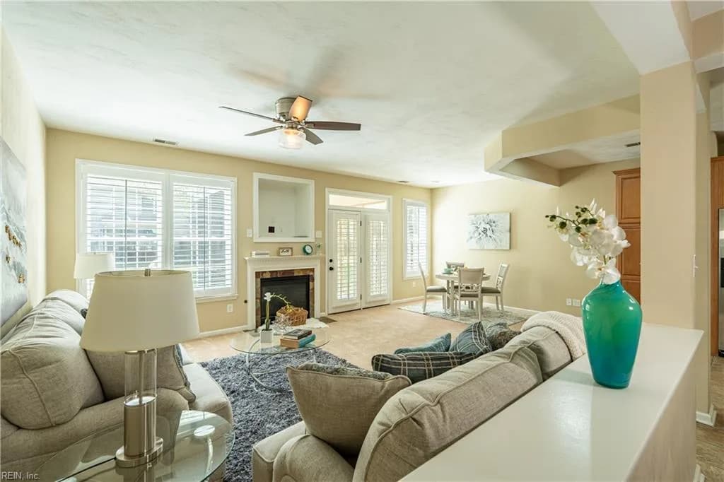 114 Bluff TER, NEWPORTNEWS VA 23602 - Photo 5