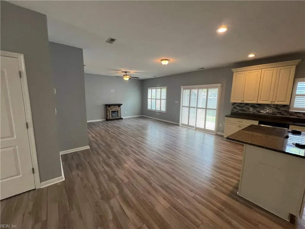 405 San Antonio BLVD, NORFOLK VA 23505 - Photo 5