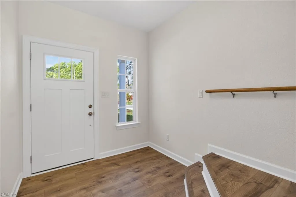 126 S Gum AVE, VIRGINIABEACH VA 23452 - Photo 4
