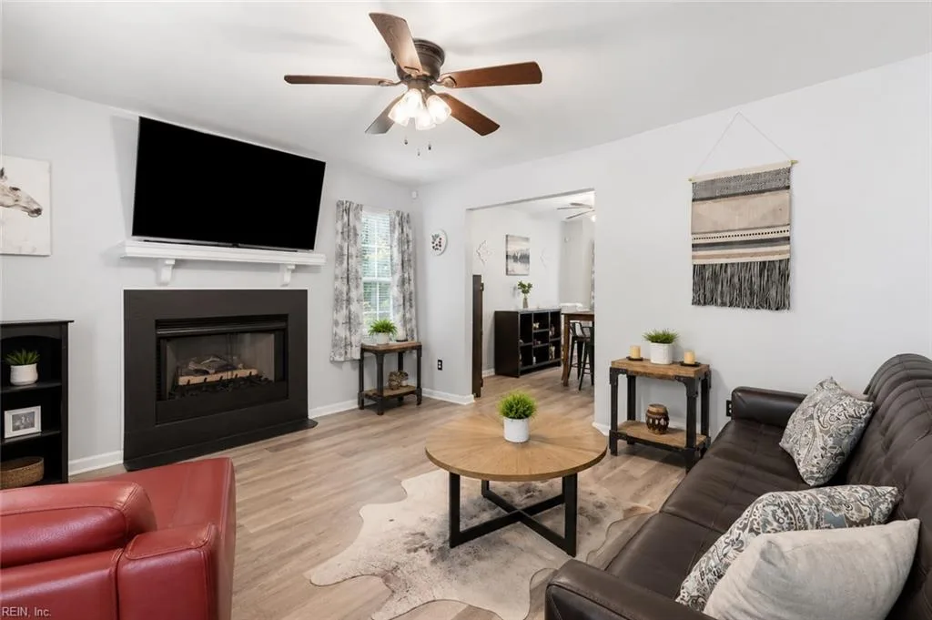 224 Locust ST, SUFFOLK VA 23434 - Photo 4