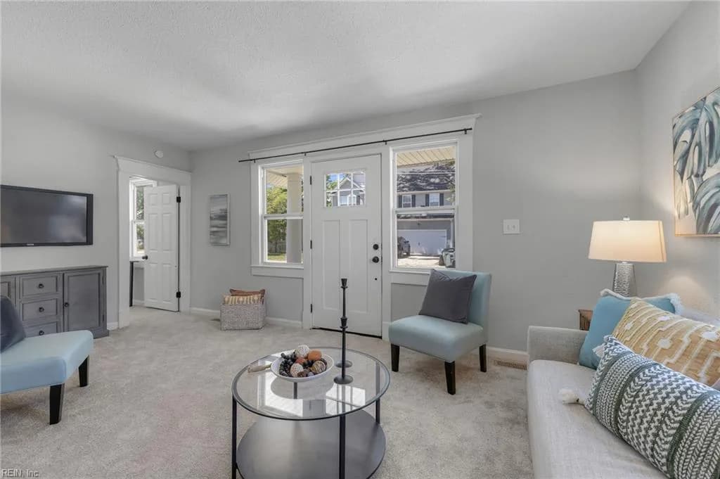8916 London ST, NORFOLK VA 23503 - Photo 4