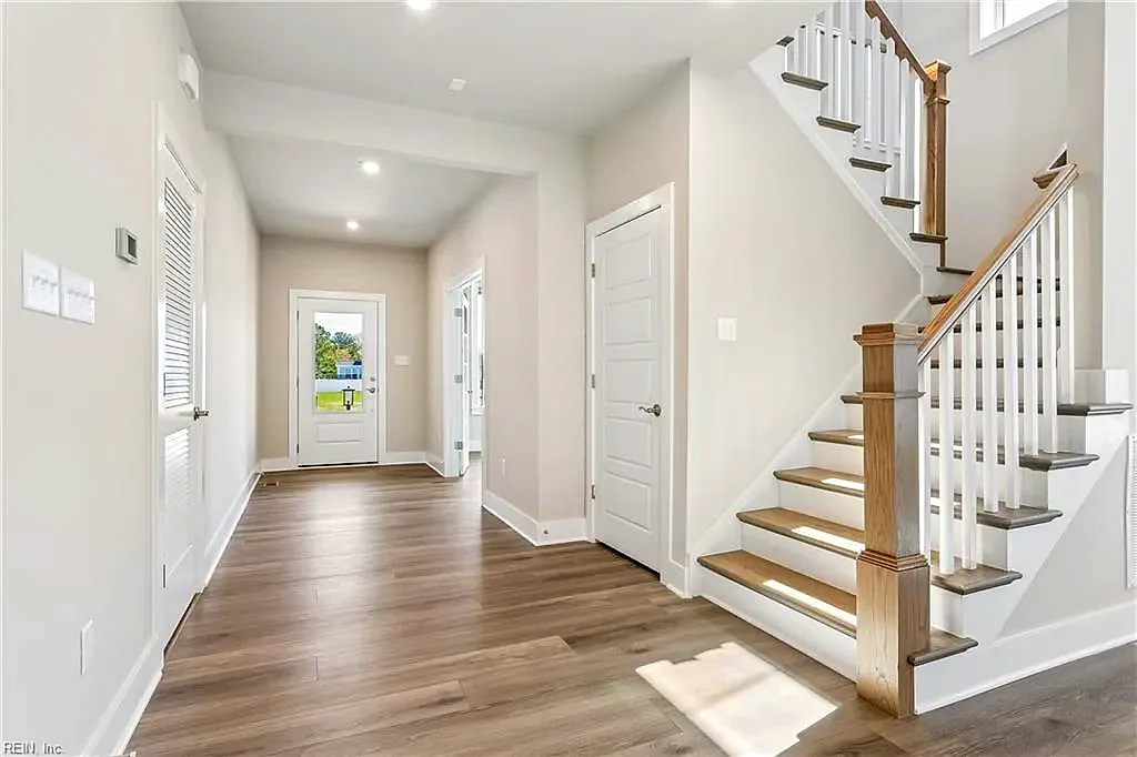 108 Robert Bruce RD, POQUOSON VA 23662 - Photo 4