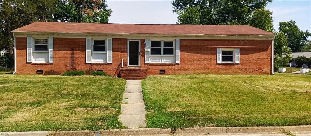 329 DE LAURA DR, NEWPORTNEWS VA 23608 - Photo 2