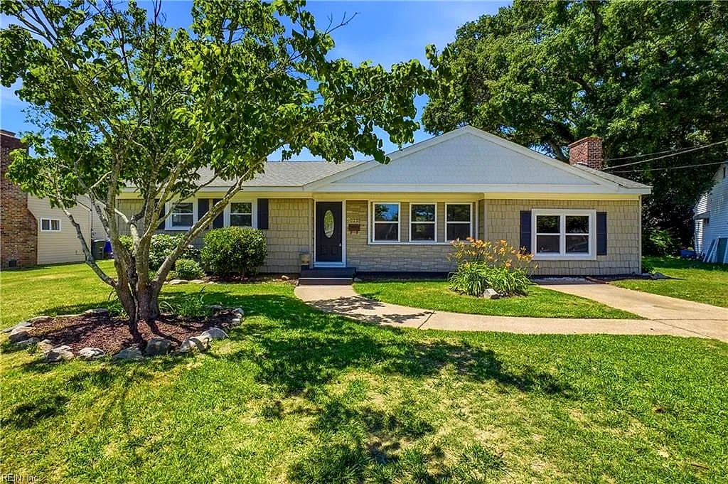 2237 Corbett AVE, Norfolk — 4 bed Residential, 1,357 sqft