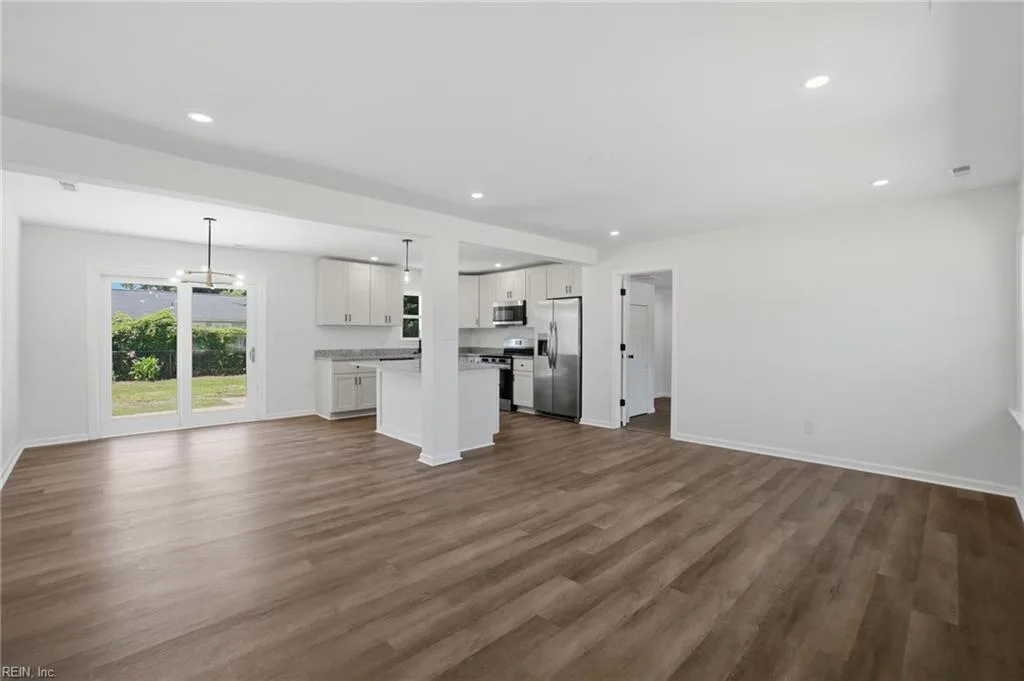 2237 Corbett AVE, NORFOLK VA 23518 - Photo 5