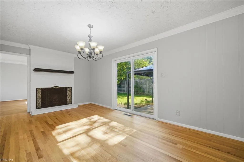 344 Coventry RD, VIRGINIABEACH VA 23462 - Photo 4
