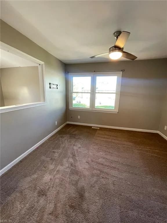 110 Kingsbridge LN, YORKTOWN VA 23692 - Photo 3