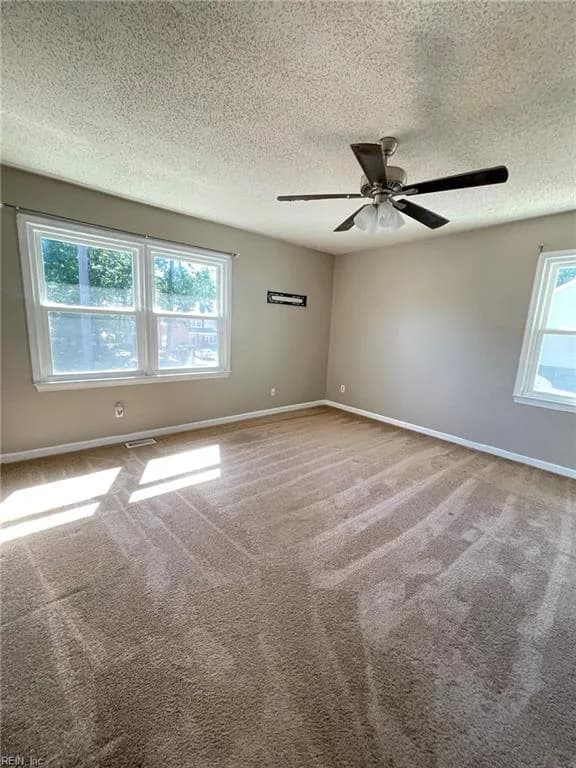 110 Kingsbridge LN, YORKTOWN VA 23692 - Photo 4