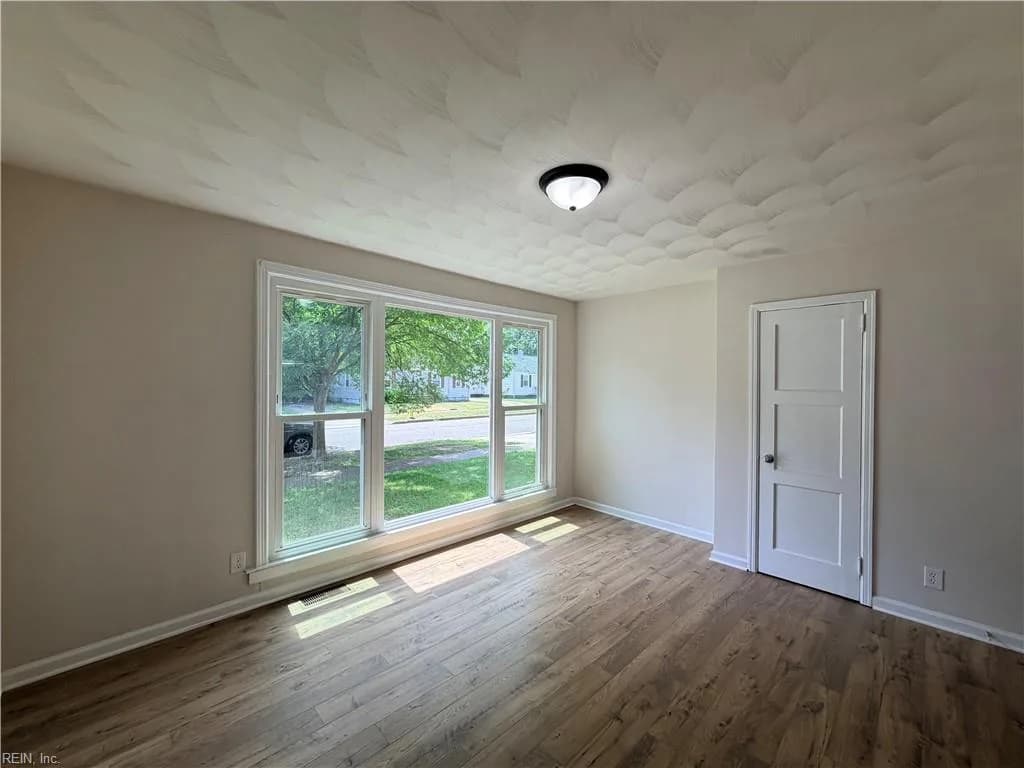 428 Biltmore RD, NORFOLK VA 23505 - Photo 5