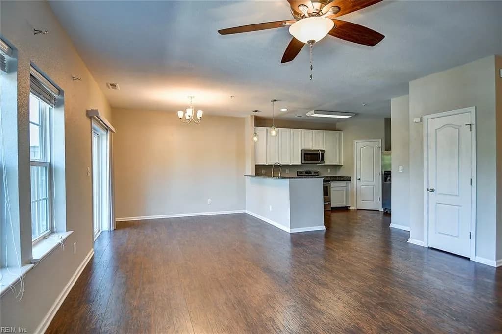 239 Breccia LN, VIRGINIABEACH VA 23462 - Photo 4