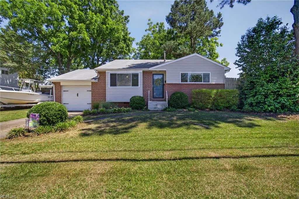 560 N Witchduck RD, VIRGINIABEACH VA 23462 - Photo 2