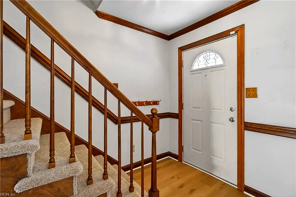 18 COLONIES LNDG, HAMPTON VA 23669 - Photo 4