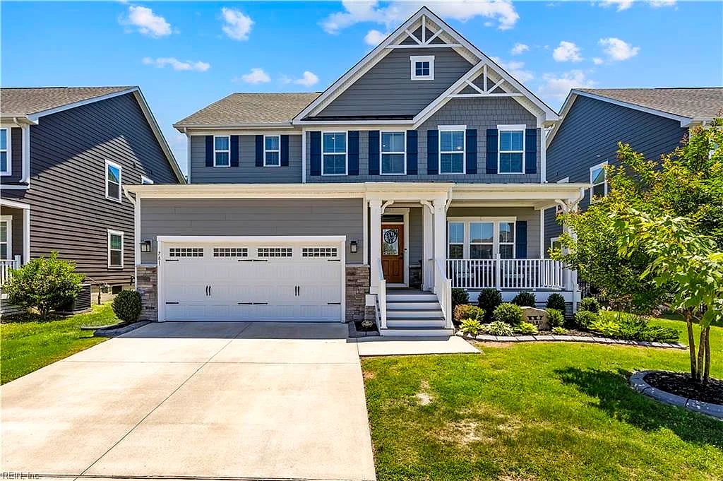 781 Big Bear LN, Chesapeake — 5 bed Residential, 3,010 sqft