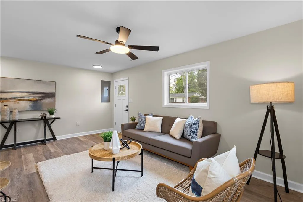 726 Hemlock AVE, HAMPTON VA 23661 - Photo 4
