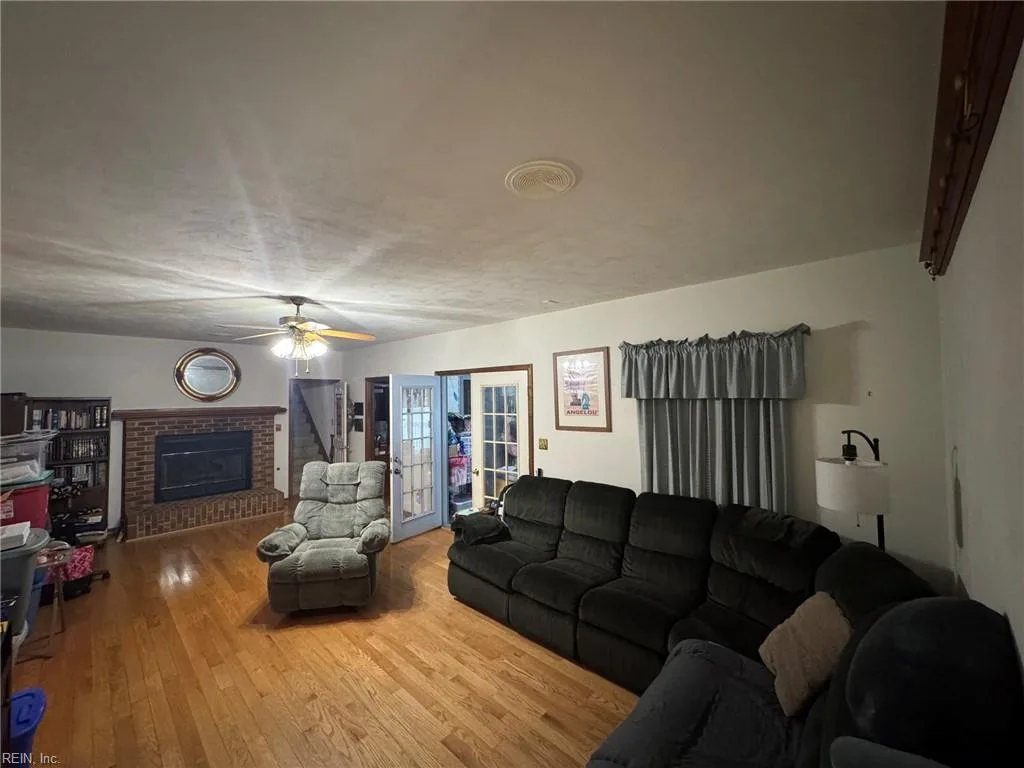 1340 Danielle CT, CHESAPEAKE VA 23320 - Photo 5