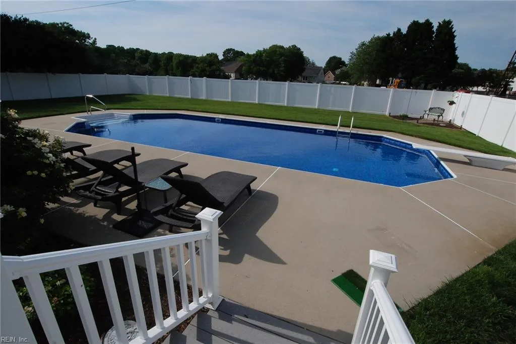 708 Denham ARCH, CHESAPEAKE VA 23322 - Photo 4