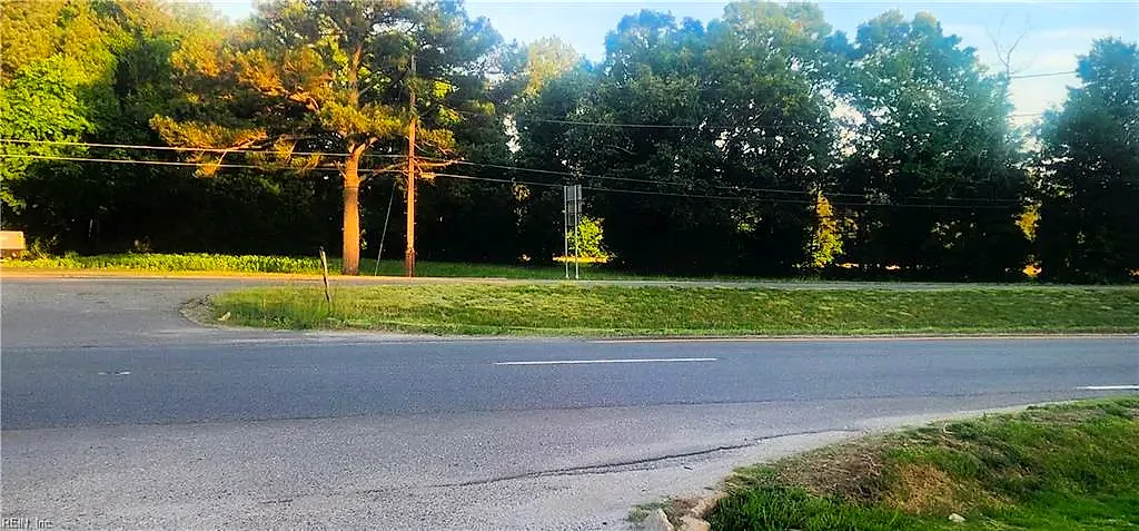 1.1+AC George Washington Memorial HWY, GLOUCESTER VA 23061