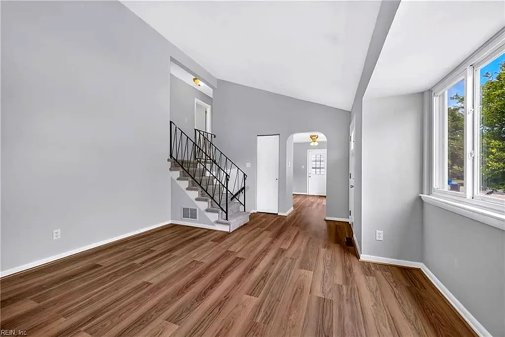 3616 Kim TER, VIRGINIABEACH VA 23452 - Photo 4