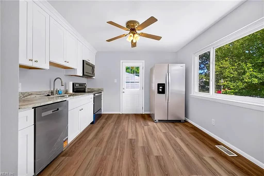 3616 Kim TER, VIRGINIABEACH VA 23452 - Photo 5