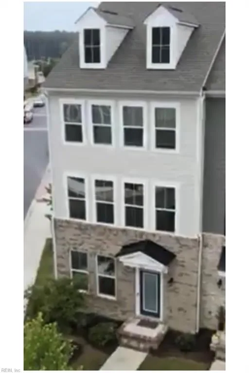 1010 Marston ST #F, Suffolk — 3 bed Residential, 2,247 sqft