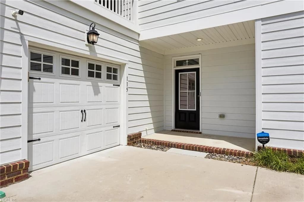115 Mizzen Quarter LOOP, YORKTOWN VA 23693 - Photo 3