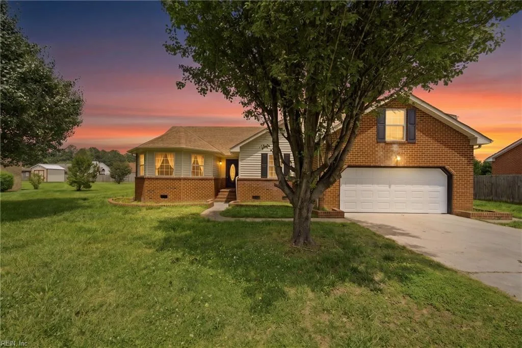 2084 Nansemond PW, Suffolk — 4 bed Residential, 2,366 sqft