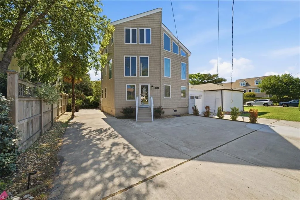 6914 Atlantic AVE, VIRGINIABEACH VA 23451