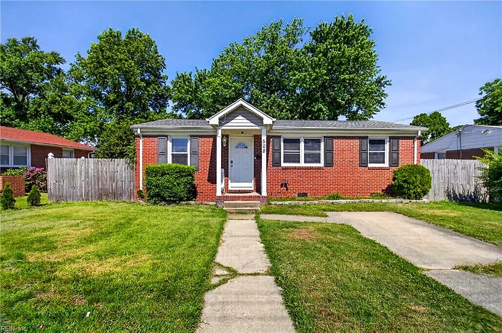508 Mooney RD, CHESAPEAKE VA 23325