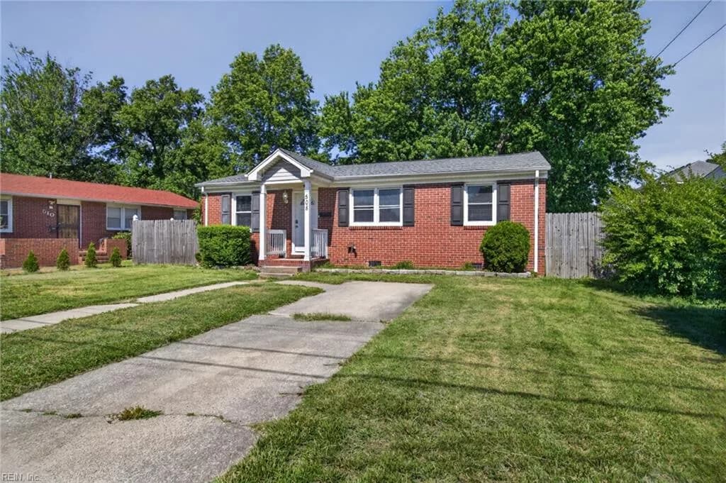 508 Mooney RD, CHESAPEAKE VA 23325 - Photo 3