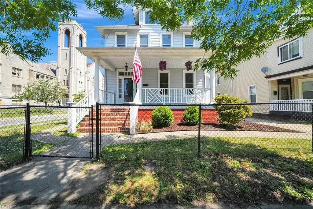 238 W 33rd ST, NORFOLK VA 23504 - Photo 3