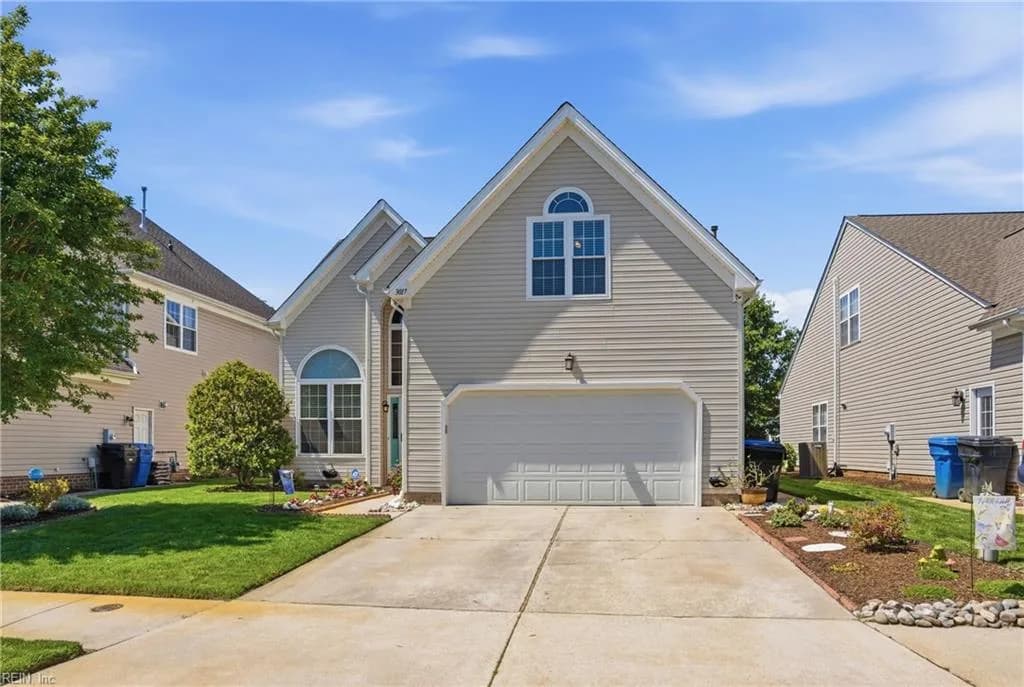 3017 Looking Glass CT, VIRGINIABEACH VA 23456 - Main photo